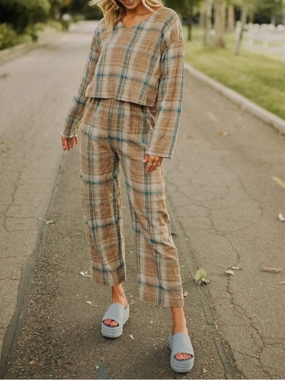 Bobbie Wren Brown Plaid Pants and Top Set Size Medium
